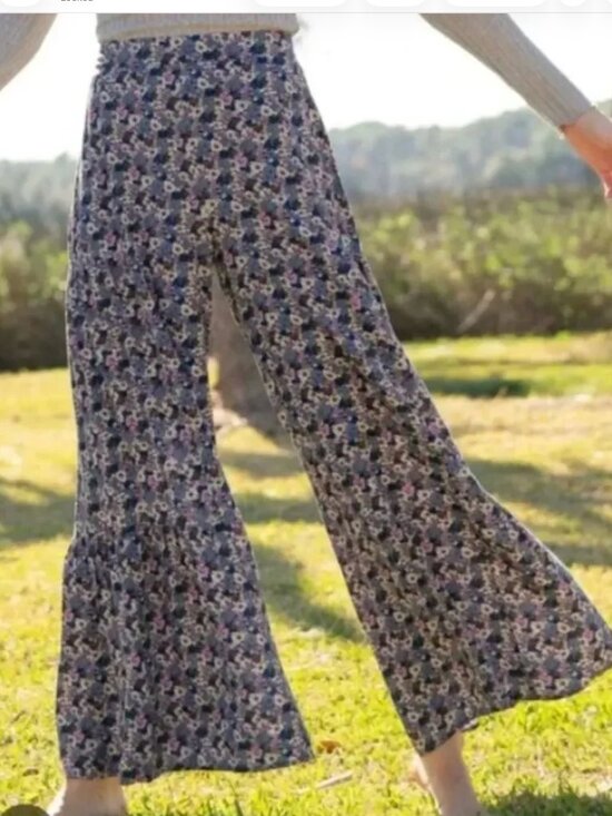 NATURAL LIFE Pants - Natural Life Wide Leg Pants Women's Size Medium Pull On Palazzo Smocked Floral